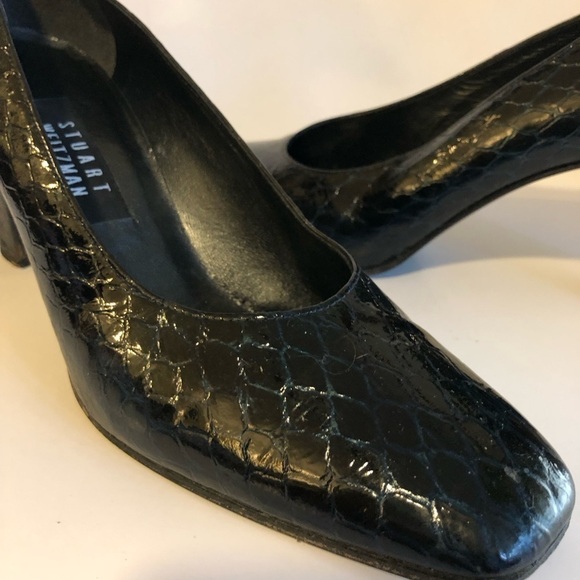 Stuart Weitzman Black Embossed Reptile Patent Leather Pumps/Heels-Women's 8 C - Picture 5 of 5